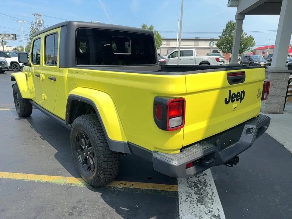 2023 Jeep JT Gladiator - Image 3 of 20