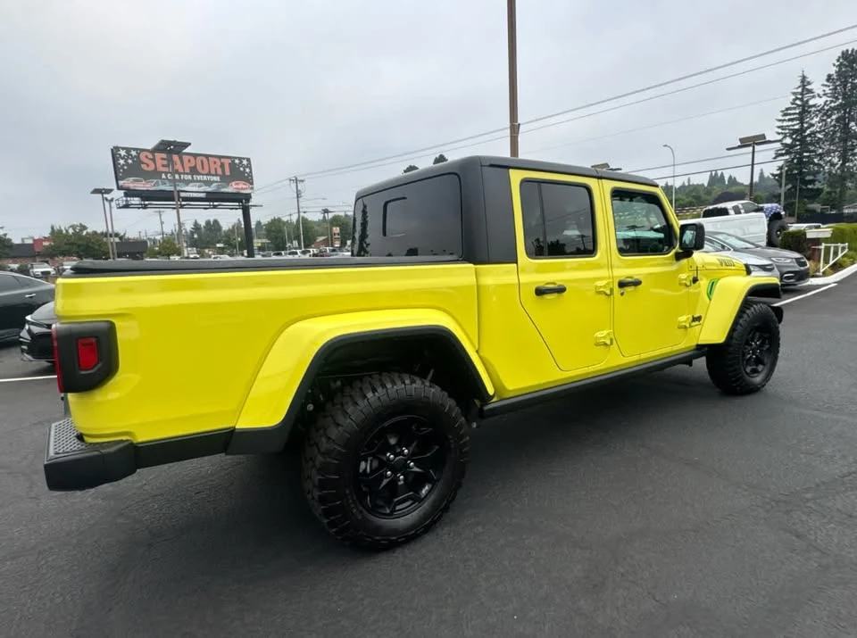 2023 Jeep JT Gladiator - Image 5 of 10