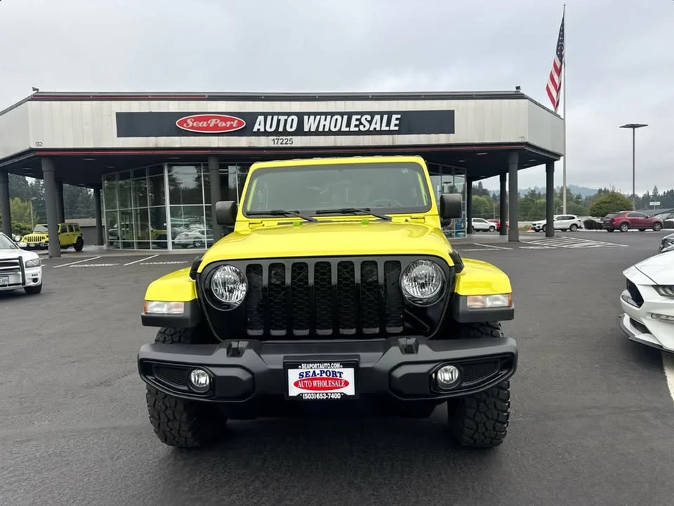 2023 Jeep JT Gladiator - Image 2 of 10