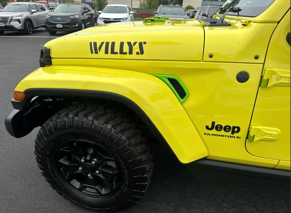 2023 Jeep JT Gladiator - Image 3 of 10