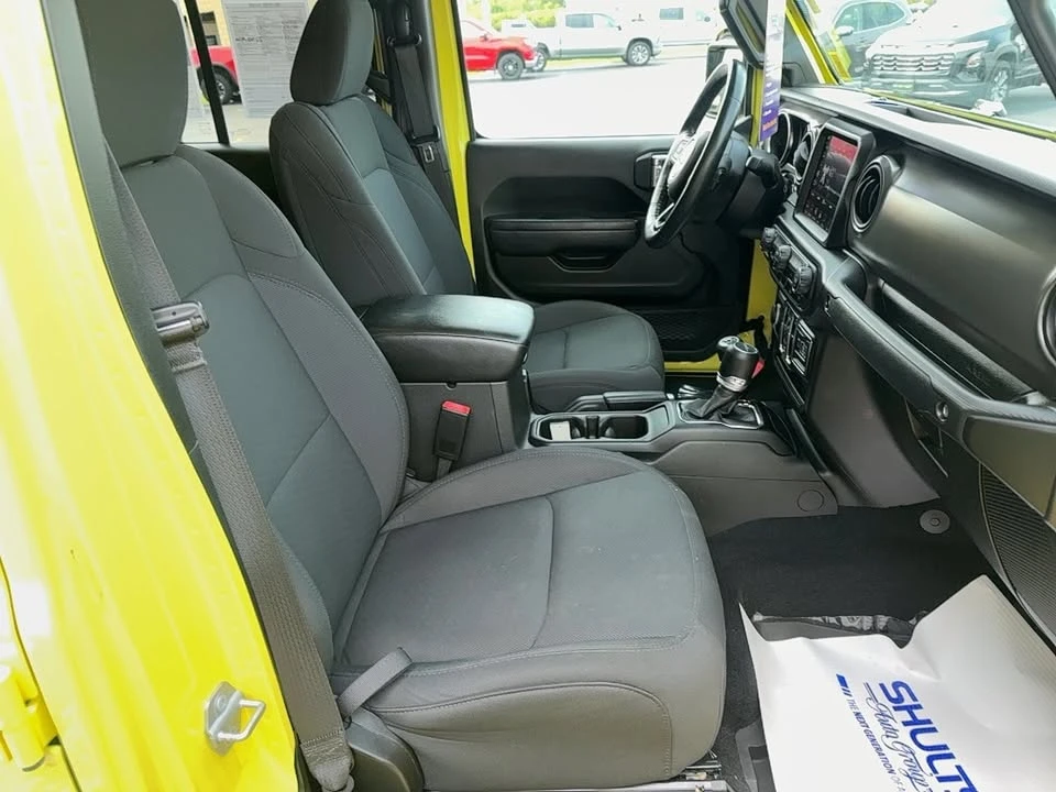 2023 Jeep JT Gladiator - Image 18 of 20