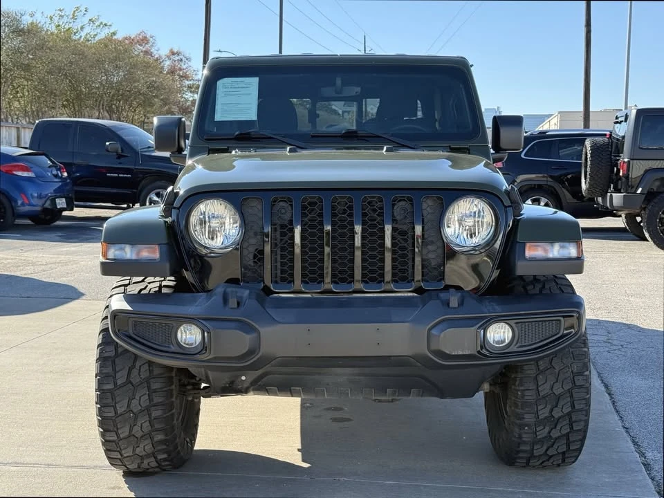2023 Jeep JT Gladiator - Image 2 of 6
