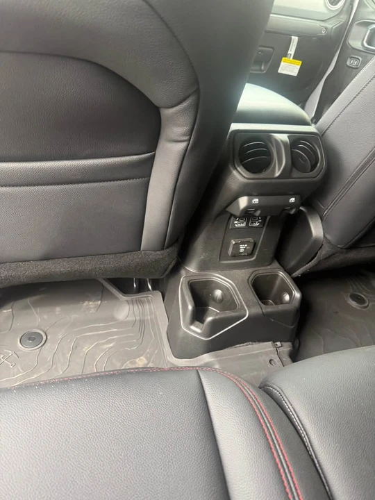 2023 Jeep JT Gladiator - Image 7 of 8
