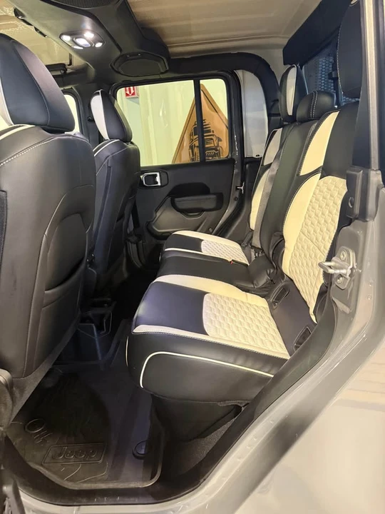 2023 Jeep JT Gladiator - Image 9 of 11