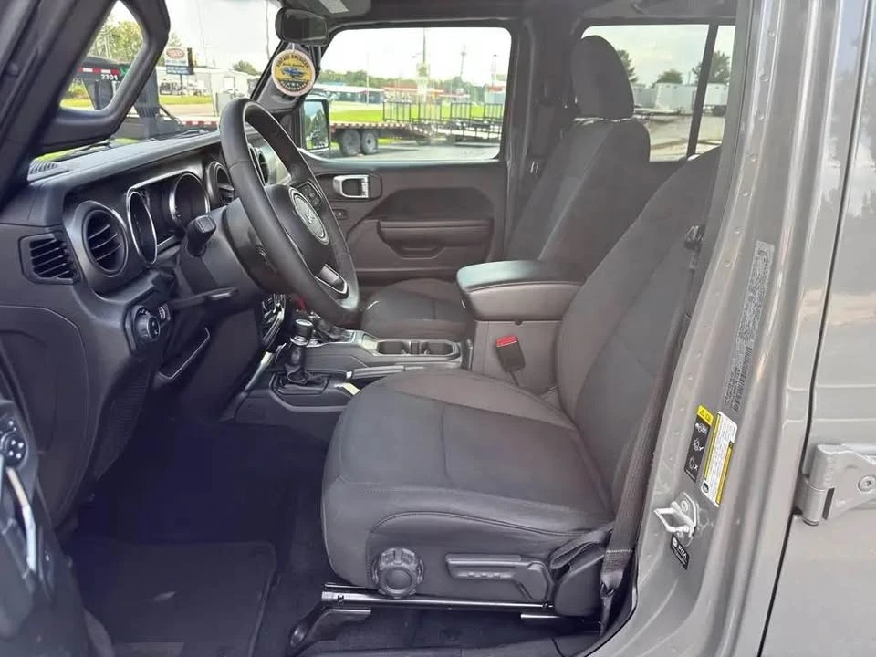 2023 Jeep JT Gladiator - Image 6 of 9