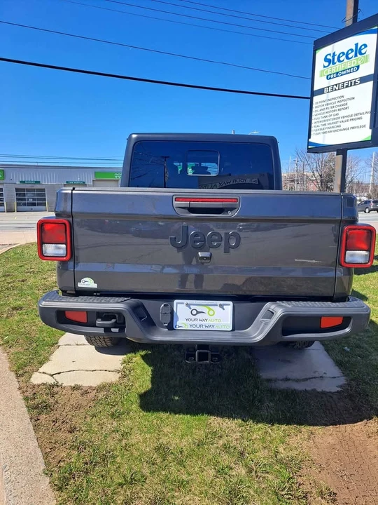2023 Jeep JT Gladiator - Image 3 of 8
