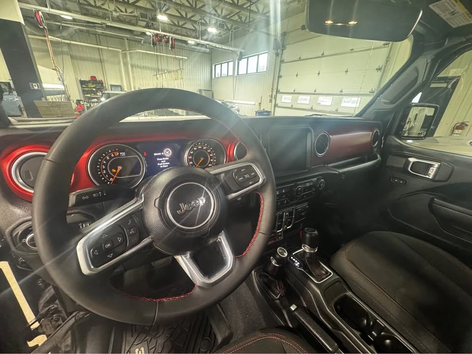 2023 Jeep JT Gladiator - Image 7 of 9