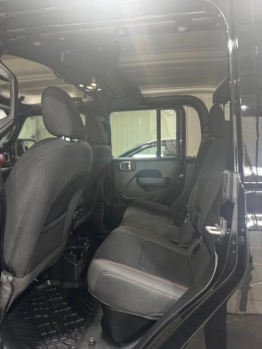 2023 Jeep JT Gladiator - Image 6 of 9