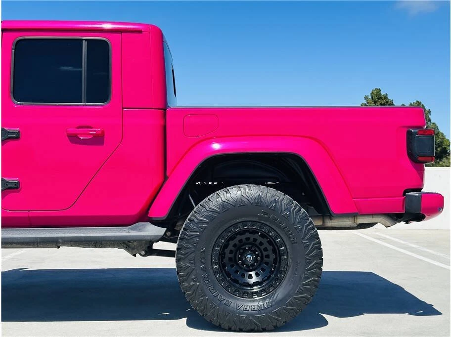 2023 Jeep JT Gladiator - Image 9 of 20
