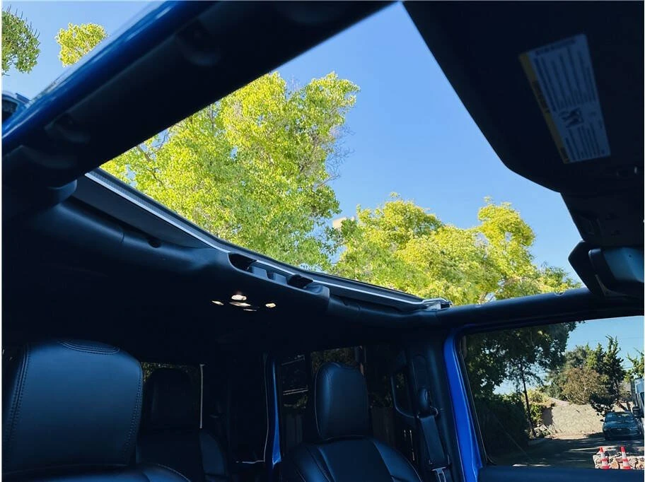 2023 Jeep JT Gladiator - Image 16 of 20
