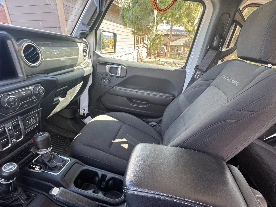 2023 Jeep JT Gladiator - Image 10 of 21