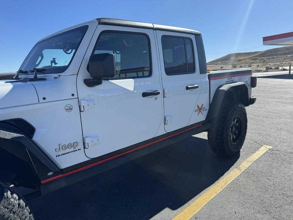 2023 Jeep JT Gladiator - Image 4 of 21