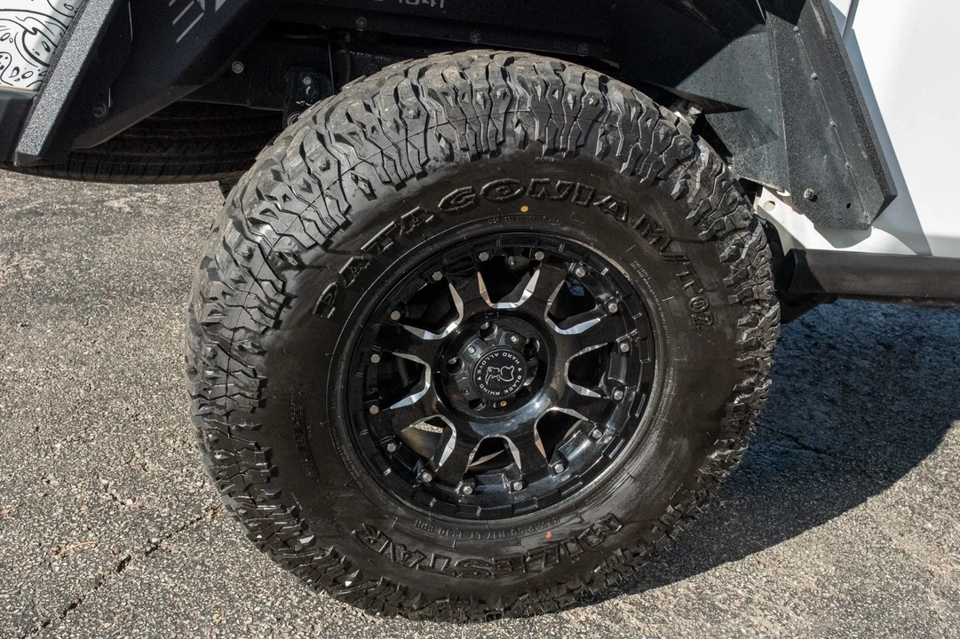 2023 Jeep JT Gladiator - Image 16 of 21