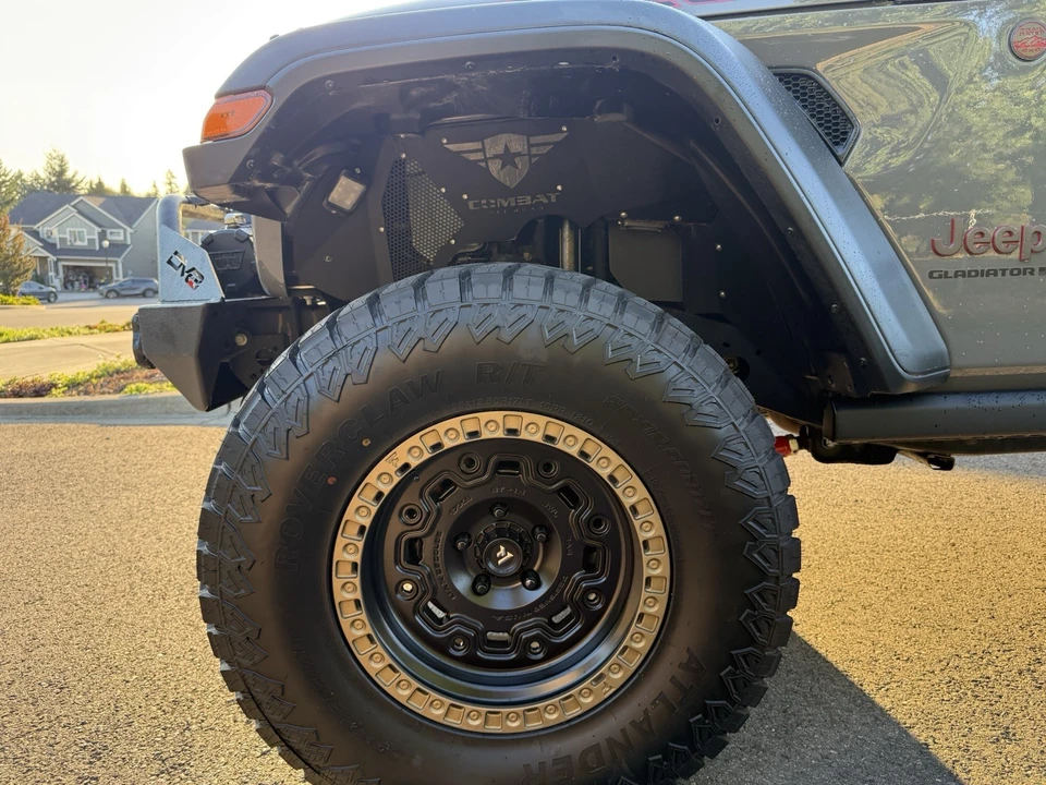 2023 Jeep JT Gladiator - Image 5 of 16
