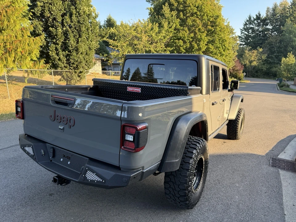 2023 Jeep JT Gladiator - Image 11 of 16