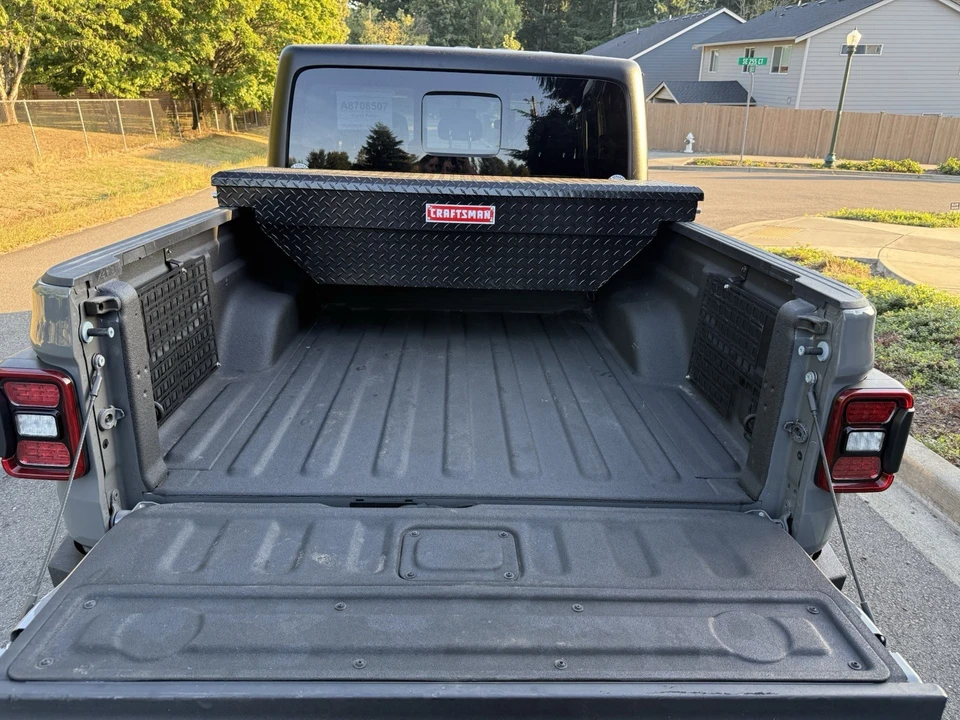 2023 Jeep JT Gladiator - Image 10 of 16
