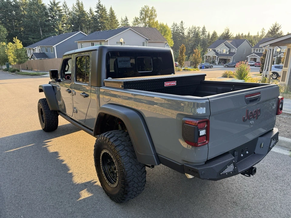 2023 Jeep JT Gladiator - Image 8 of 16