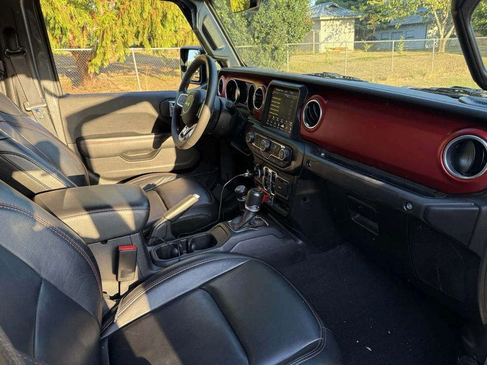 2023 Jeep JT Gladiator - Image 14 of 16