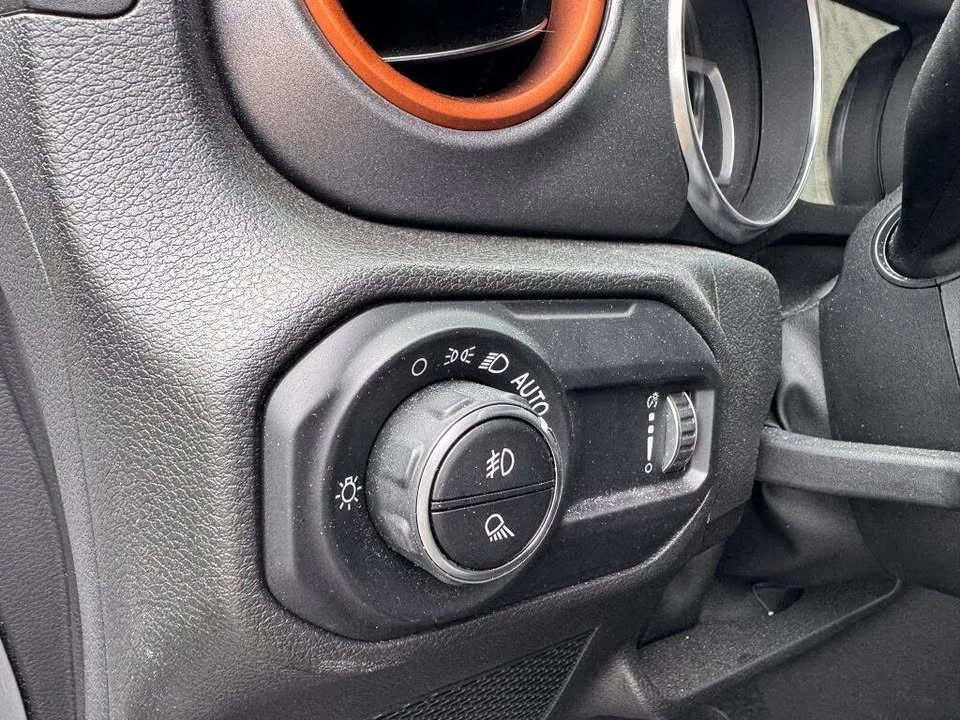 2023 Jeep JT Gladiator - Image 18 of 20