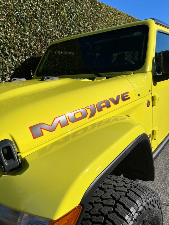 2023 Jeep JT Gladiator - Image 16 of 21