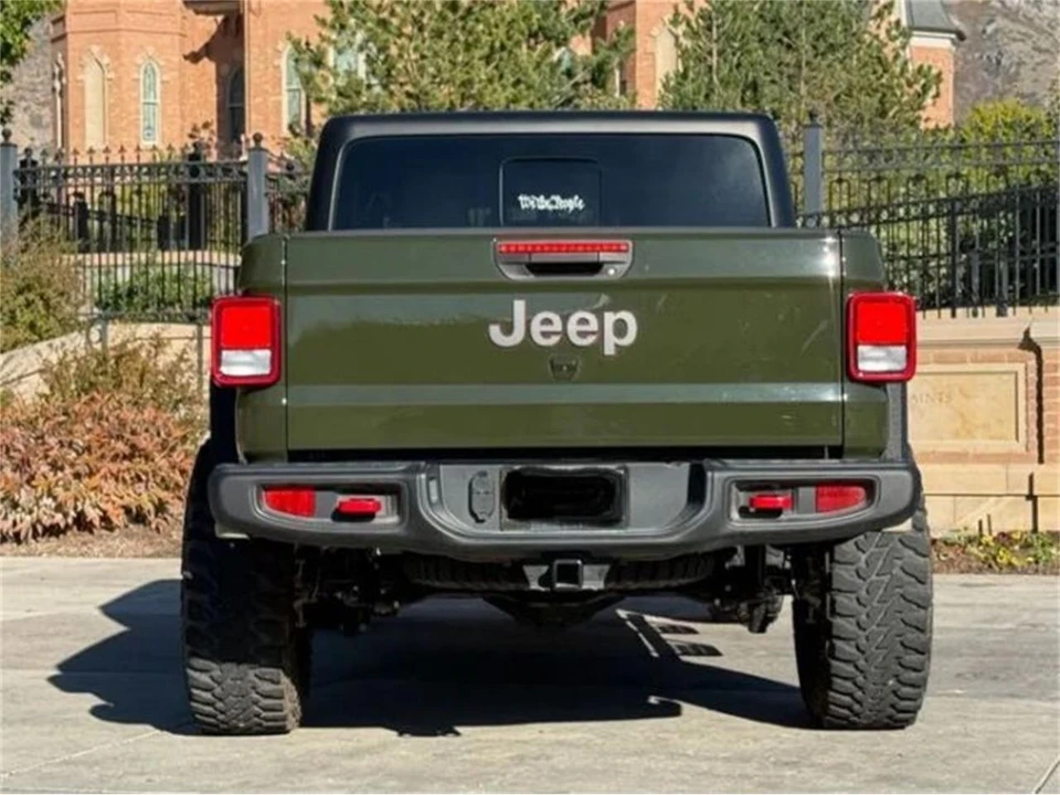2023 Jeep JT Gladiator - Image 11 of 18