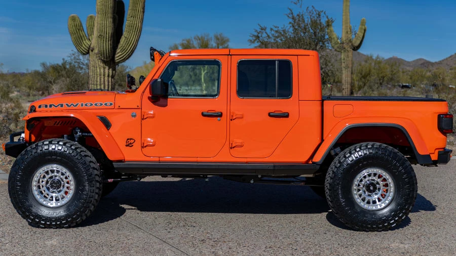 2023 Jeep JT Gladiator - Image 2 of 31