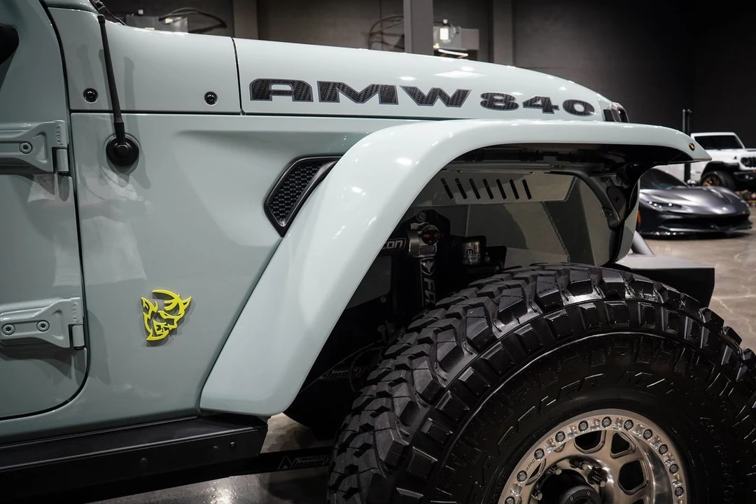 2023 Jeep JT Gladiator - Image 23 of 31