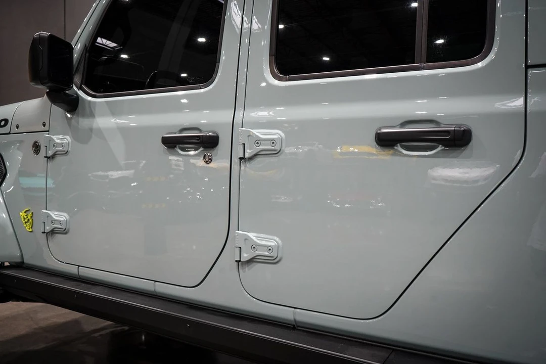 2023 Jeep JT Gladiator - Image 20 of 31