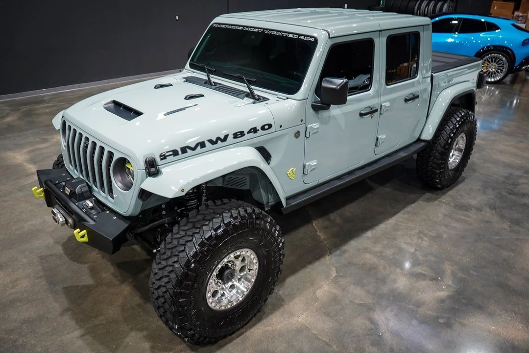 2023 Jeep JT Gladiator - Image 15 of 31