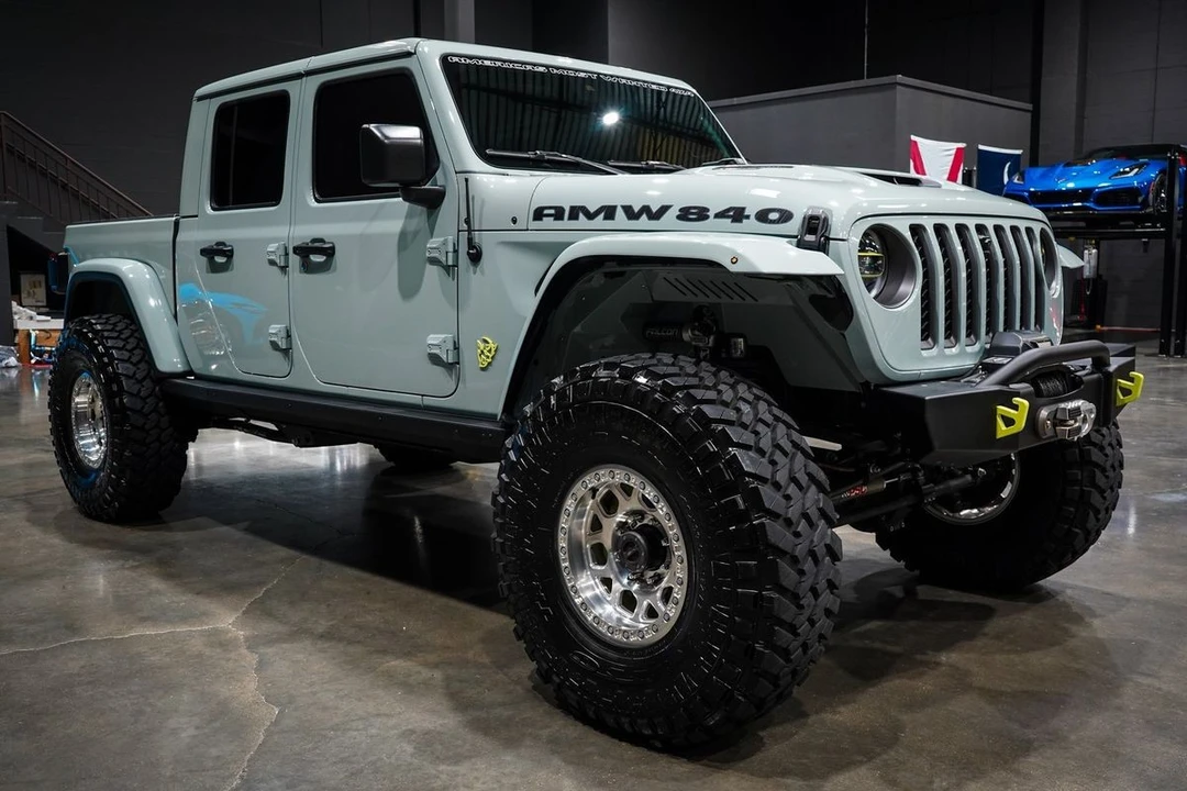 2023 Jeep JT Gladiator - Image 8 of 31