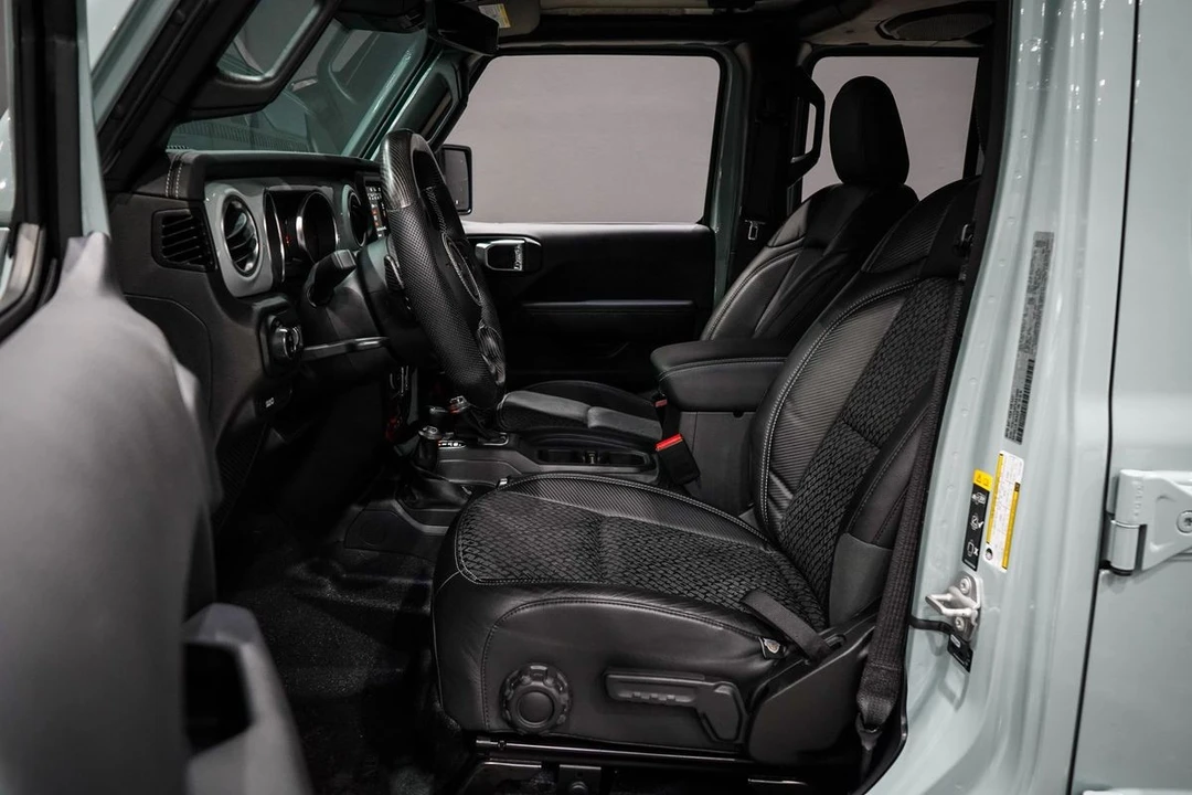 2023 Jeep JT Gladiator - Image 30 of 31