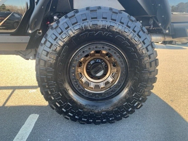 2023 Jeep JT Gladiator - Image 11 of 12