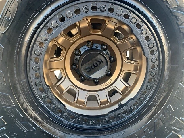2023 Jeep JT Gladiator - Image 12 of 21