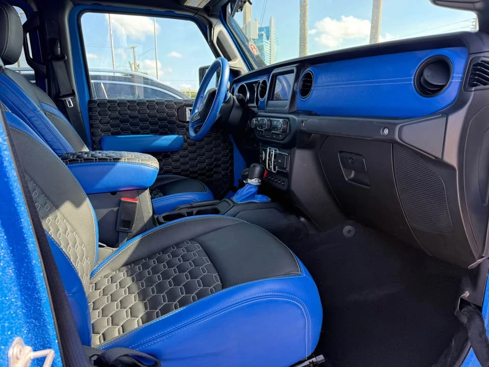 2023 Jeep JT Gladiator - Image 12 of 20