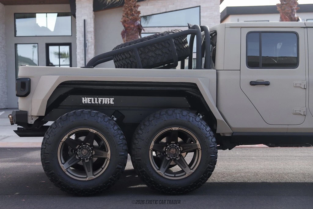 2023 Jeep JT Gladiator - Image 10 of 12