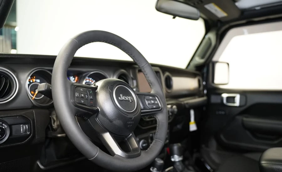 2023 Jeep JT Gladiator - Image 12 of 18