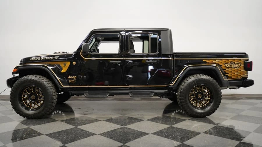 2023 Jeep JT Gladiator - Image 2 of 18