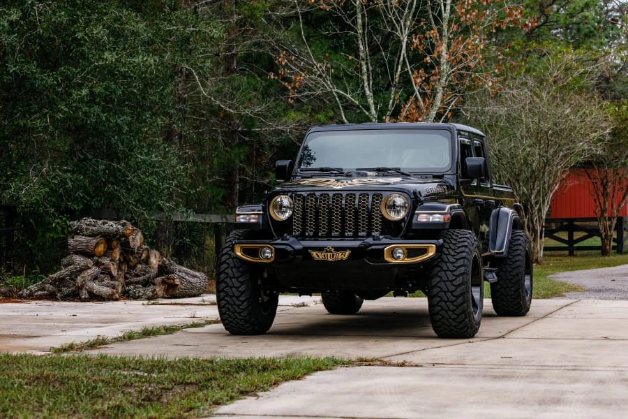 2023 Jeep JT Gladiator - Image 16 of 31