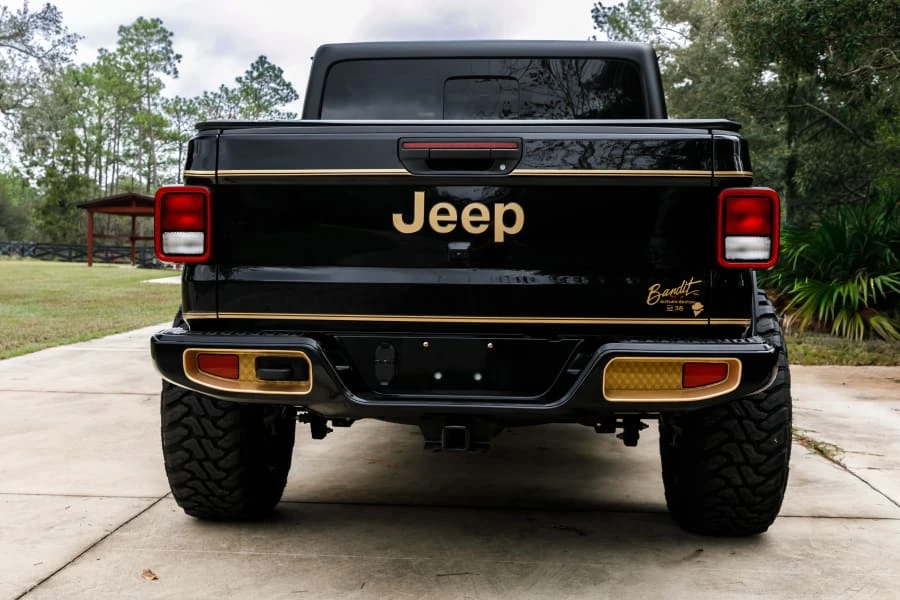 2023 Jeep JT Gladiator - Image 11 of 31