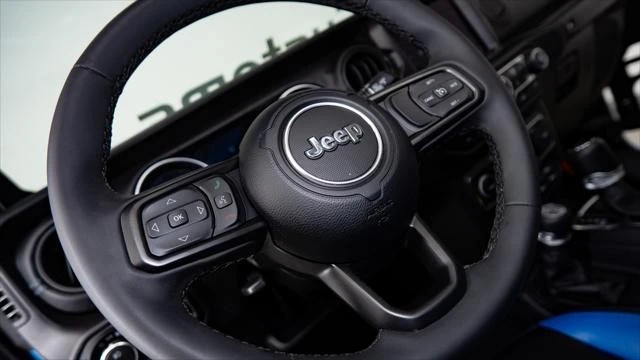 2023 Jeep JT Gladiator - Image 20 of 21