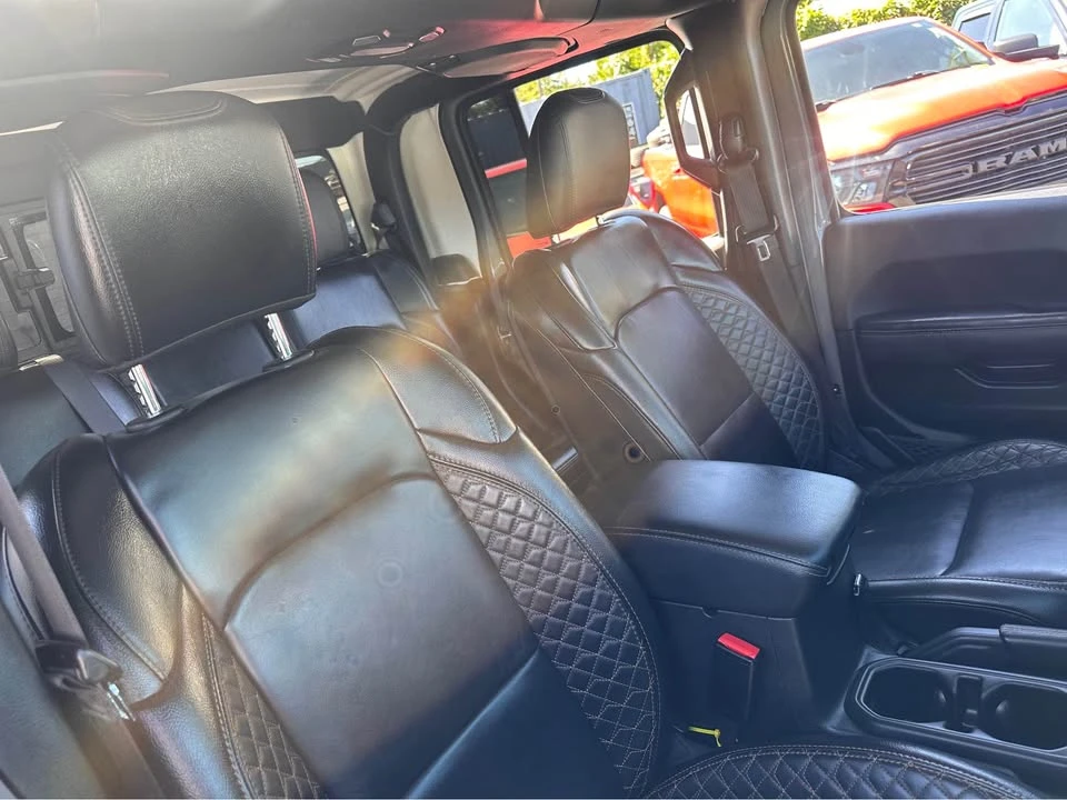 2023 Jeep JT Gladiator - Image 2 of 20