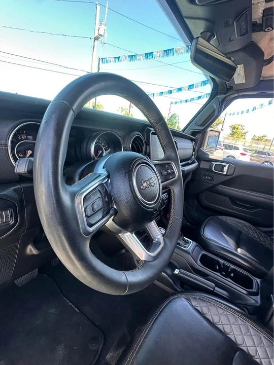 2023 Jeep JT Gladiator - Image 8 of 20