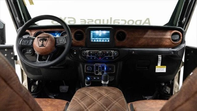 2023 Jeep JT Gladiator - Image 2 of 31