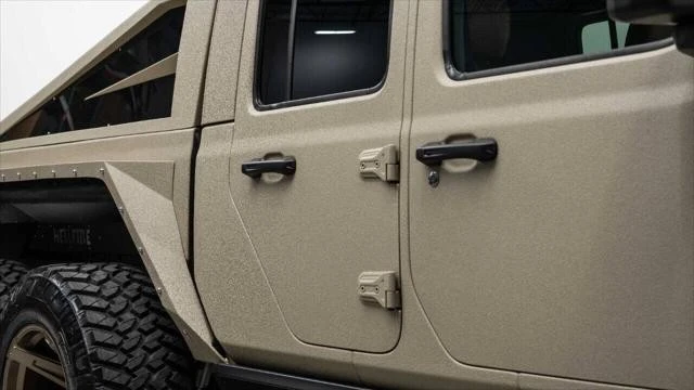 2023 Jeep JT Gladiator - Image 19 of 31