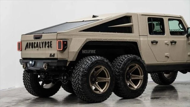 2023 Jeep JT Gladiator - Image 9 of 31
