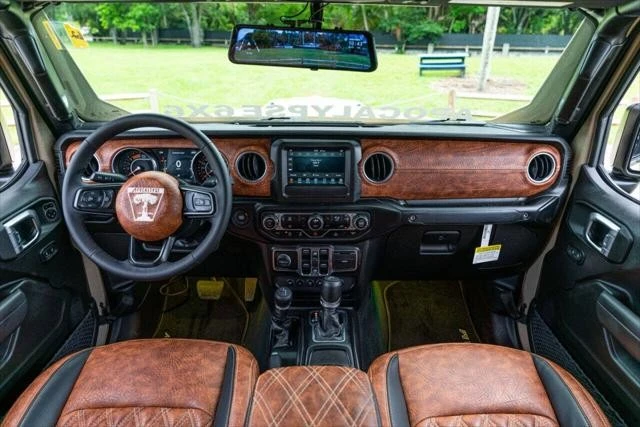 2023 Jeep JT Gladiator - Image 2 of 31