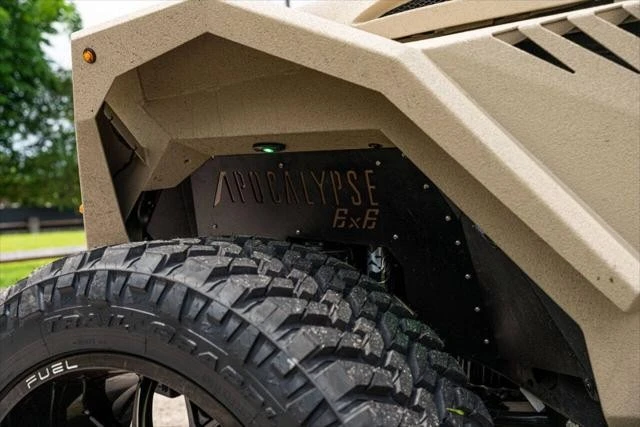 2023 Jeep JT Gladiator - Image 17 of 31