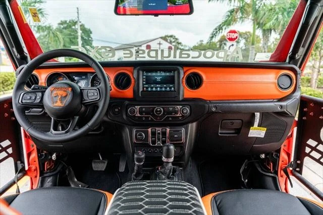 2023 Jeep JT Gladiator - Image 2 of 21