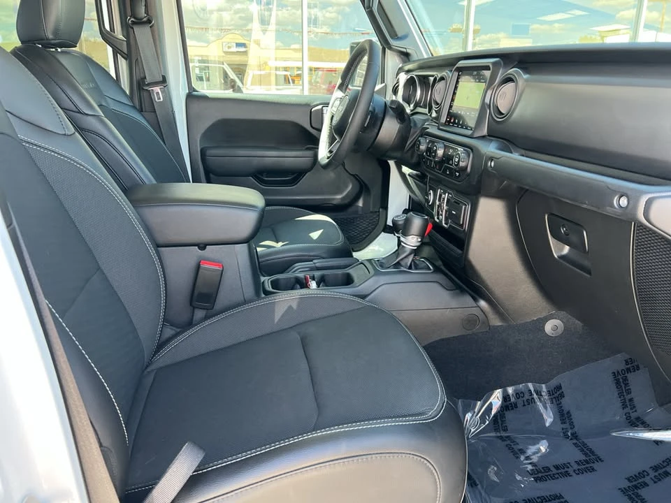 2023 Jeep JT Gladiator - Image 19 of 20
