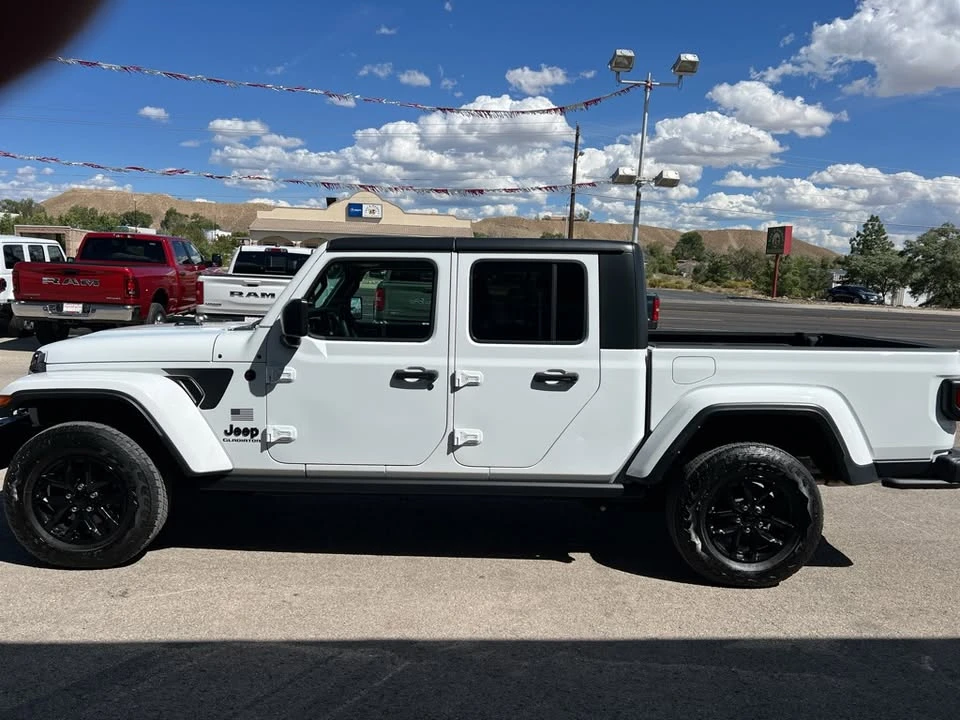 2023 Jeep JT Gladiator - Image 4 of 20